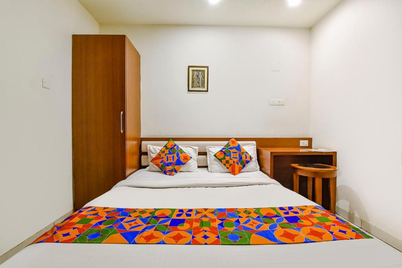Fabhotel Prime Square 36 Кота Экстерьер фото